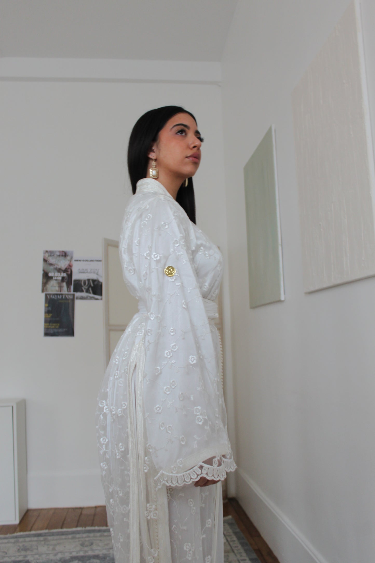 Caftan doublé en tulle brodée - écru