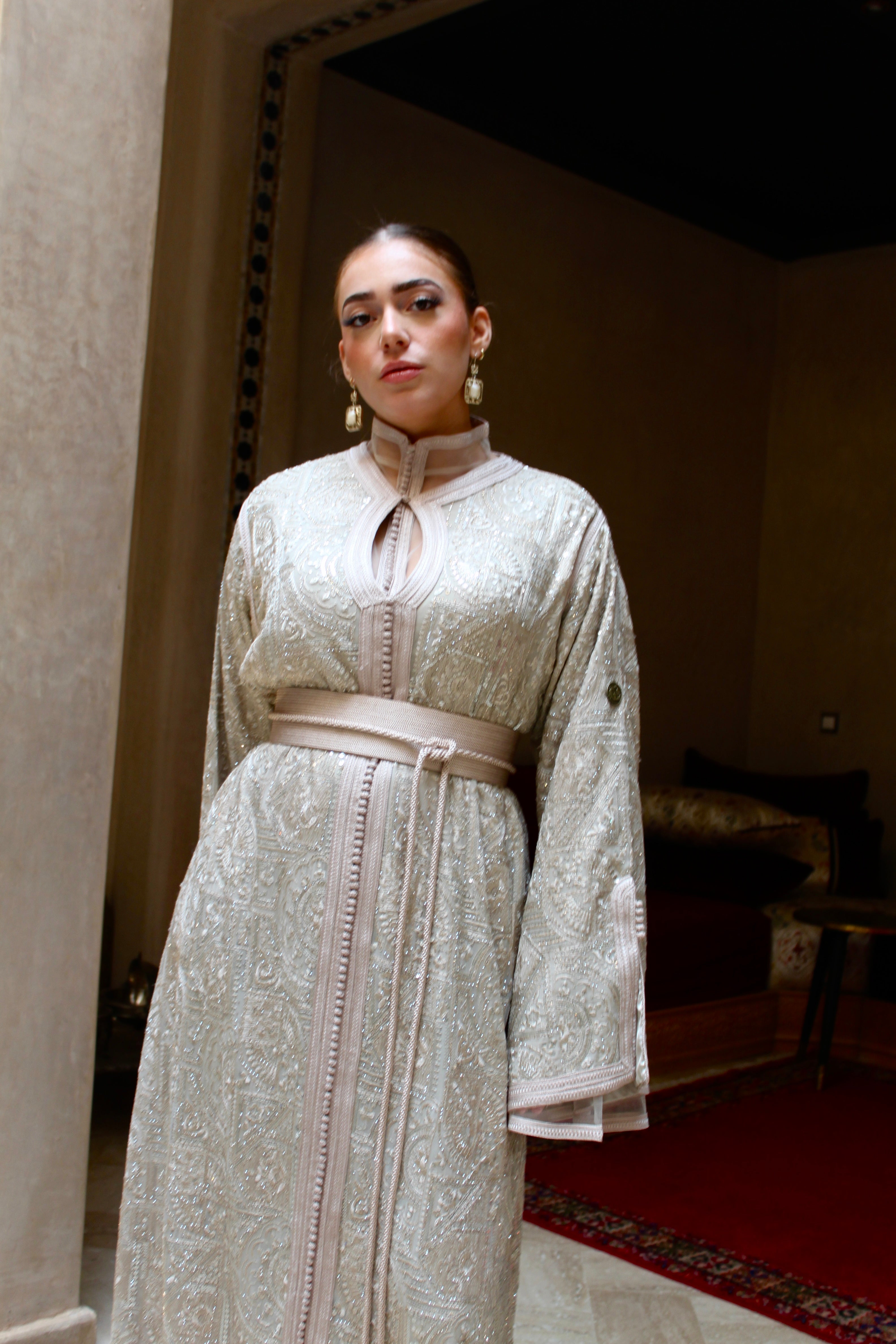 Caftan tulle brodée soie - cream