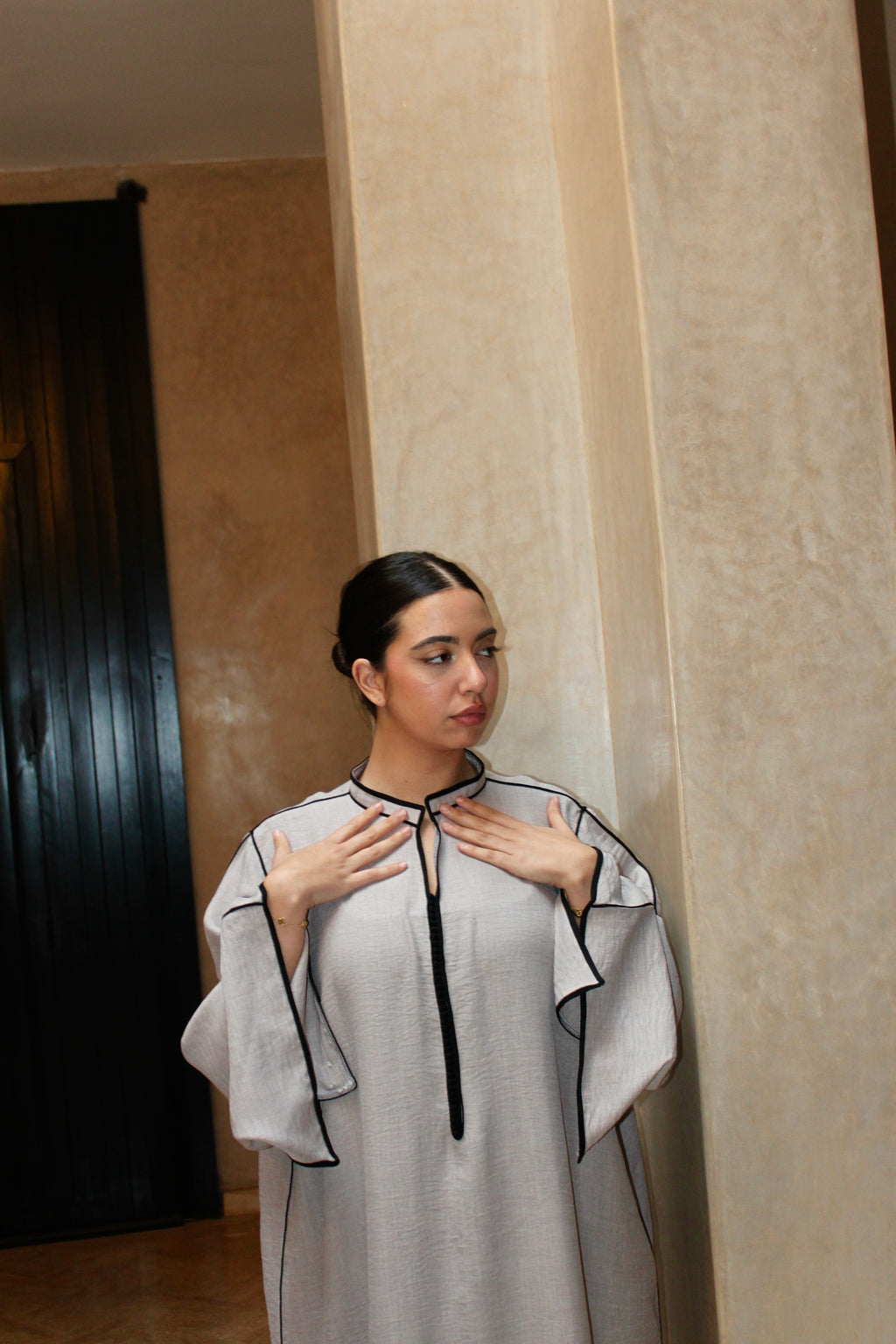 THE ESSENTIAL GANDOURA - lineen (taupe grey)