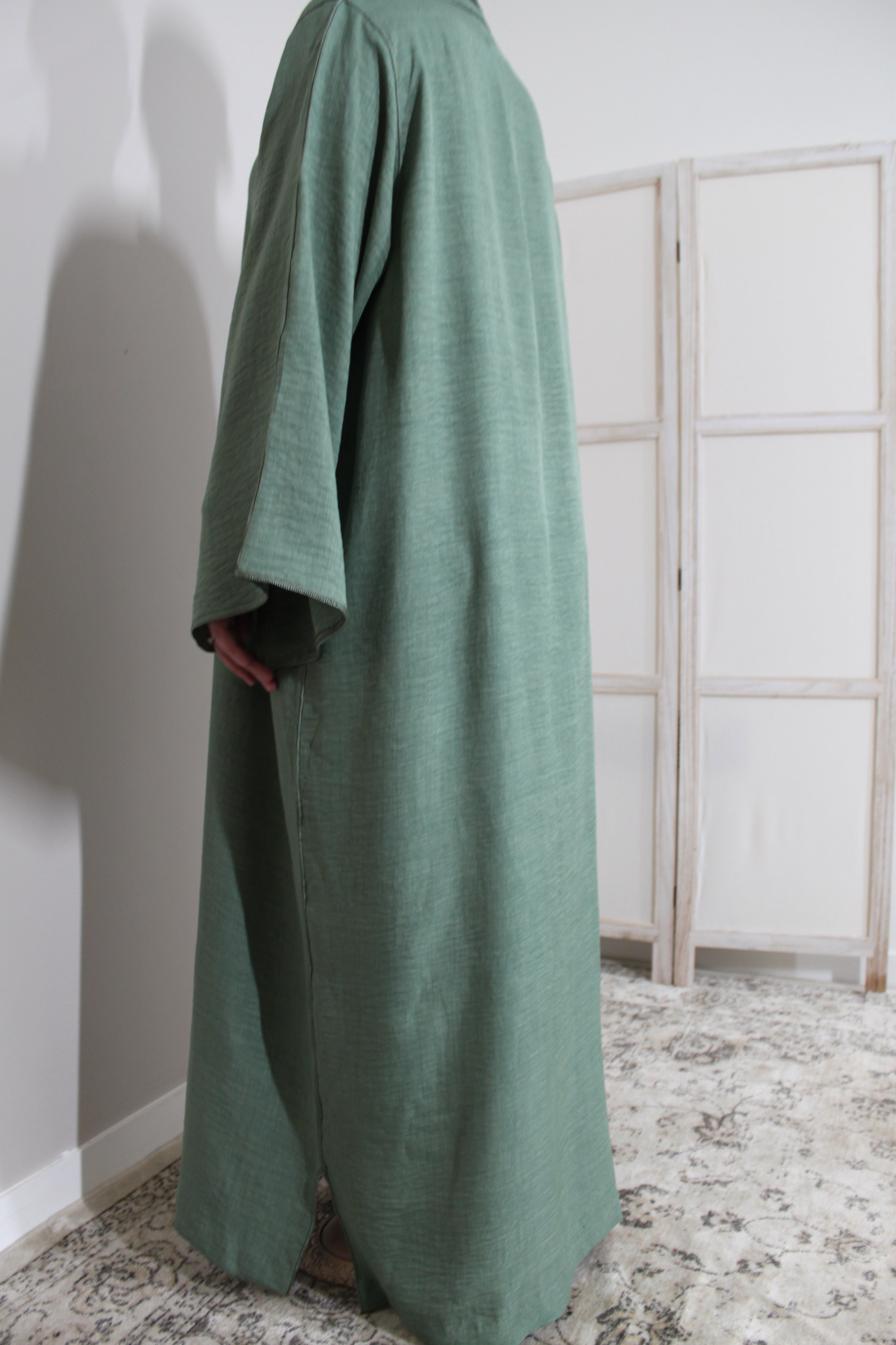 THE ESSENTIAL GANDOURA - lineen (soft green)