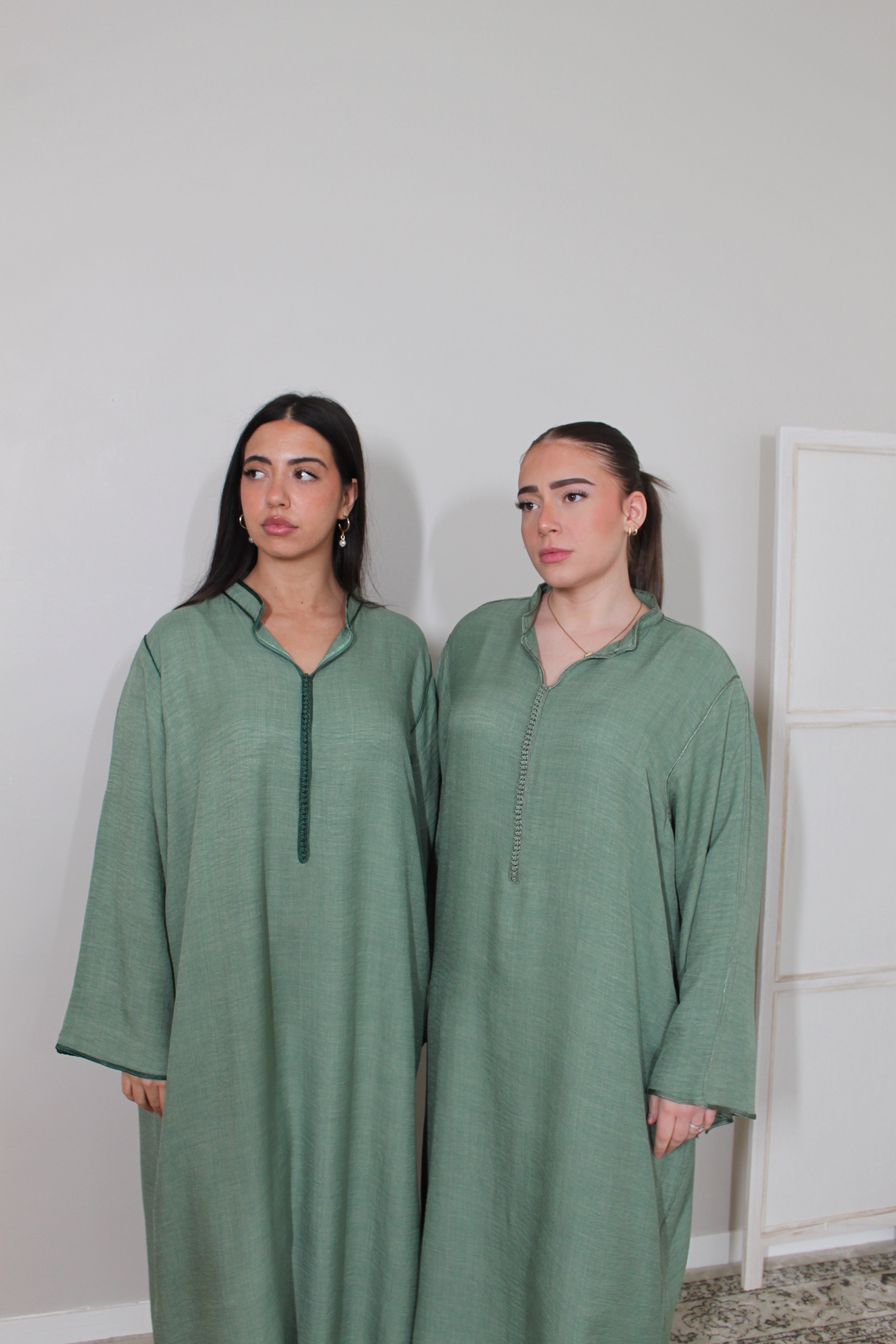 THE ESSENTIAL GANDOURA - lineen (soft green)
